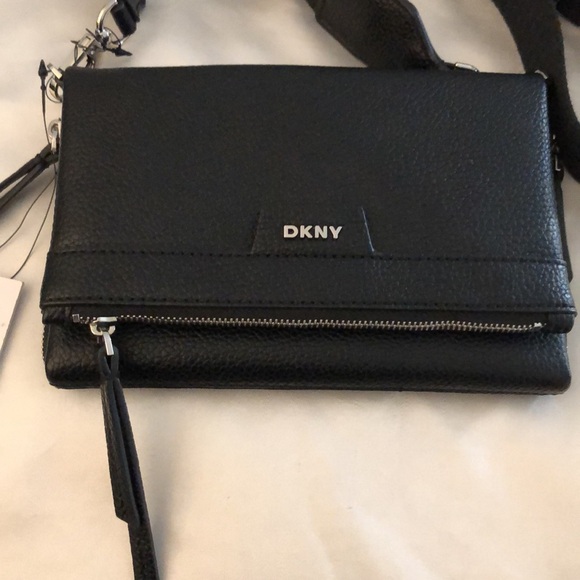 DKNY Nyra Black Pebbled Faux Leather Trifold Crossbody OS NWT - Picture 5 of 16